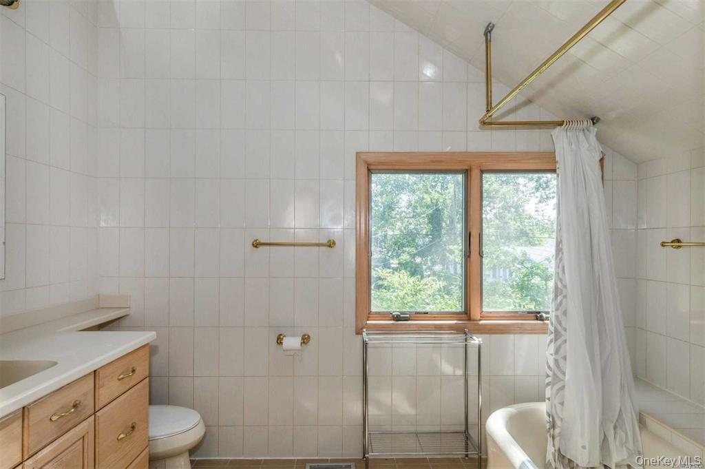 18 Tarpon Road Property Photo 6