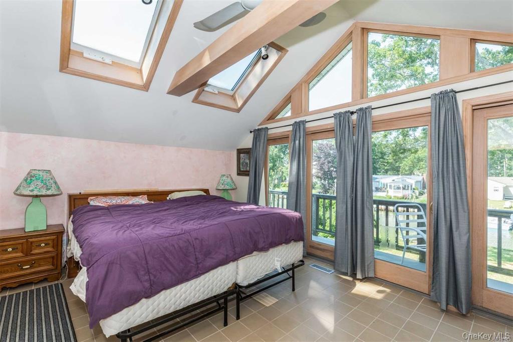 18 Tarpon Road Property Photo 7
