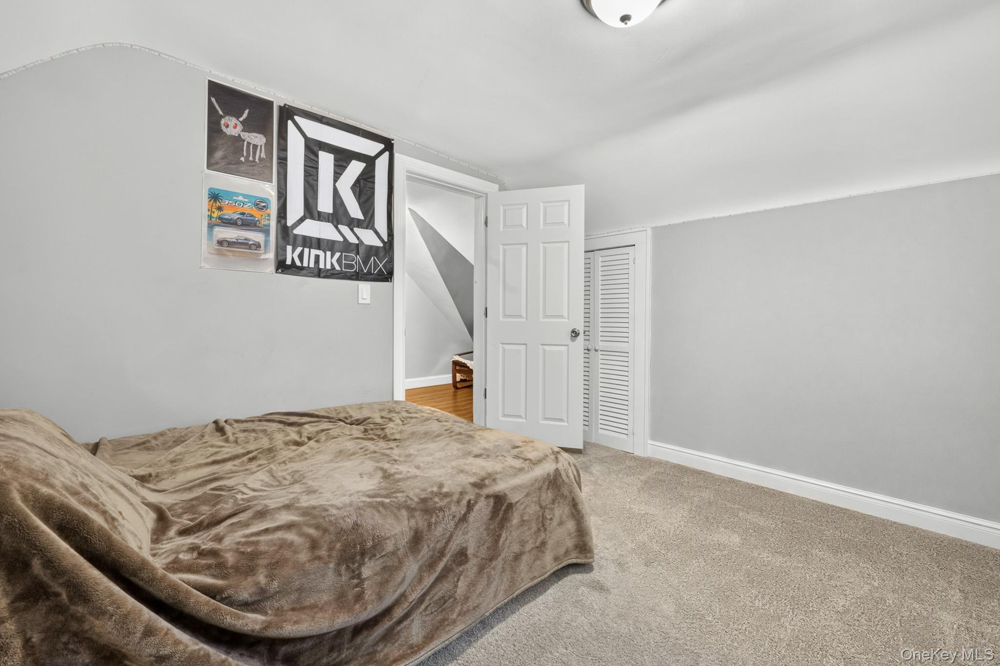 864 Fort Salonga Road Property Photo 22