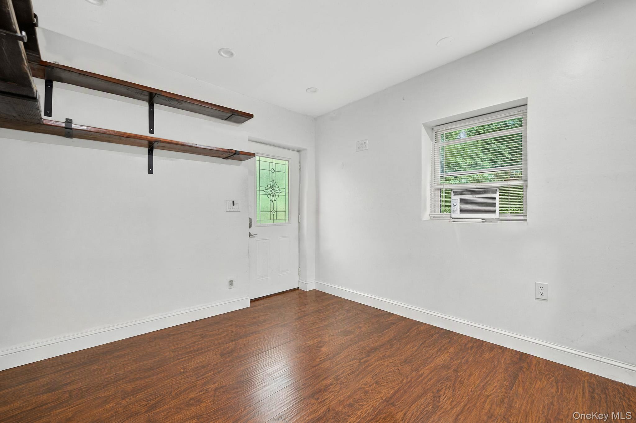 864 Fort Salonga Road Property Photo 25
