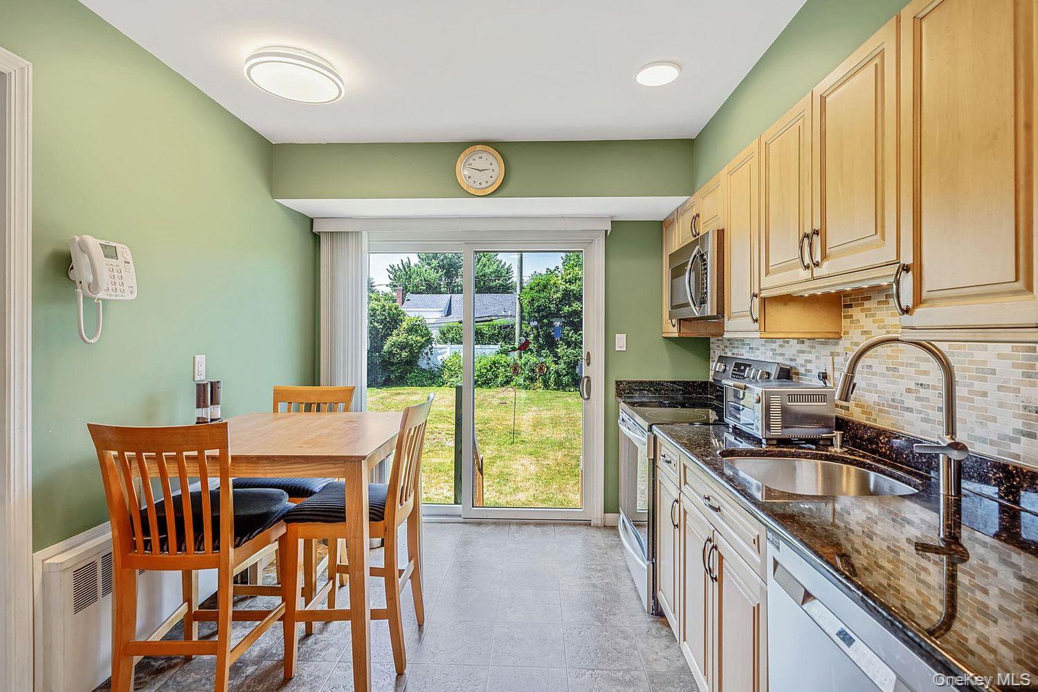 18 Brocton Lane Property Photo 6
