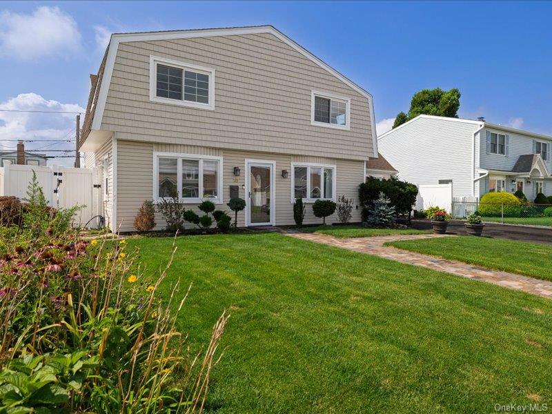 18 Old Farm Road Property Photo 2