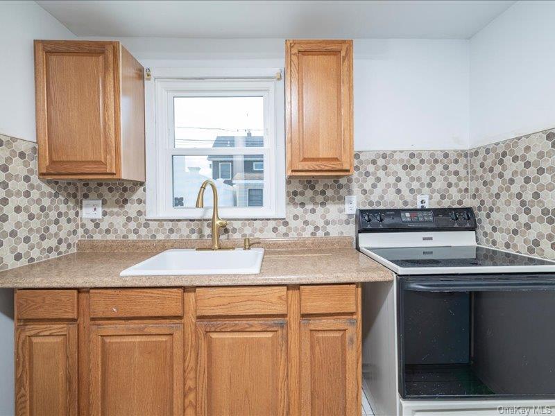 18 Old Farm Road Property Photo 16
