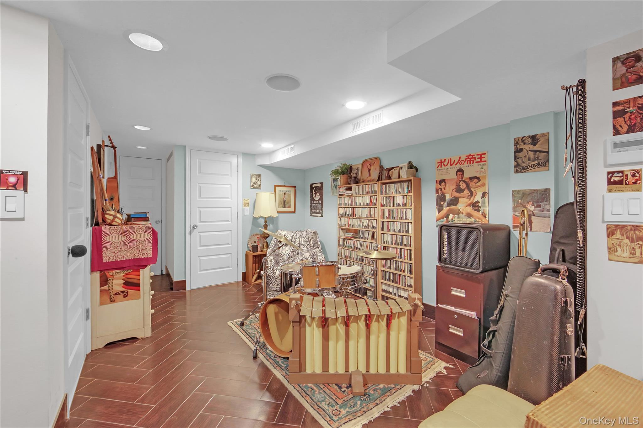 700 Dekalb Avenue Property Photo 21