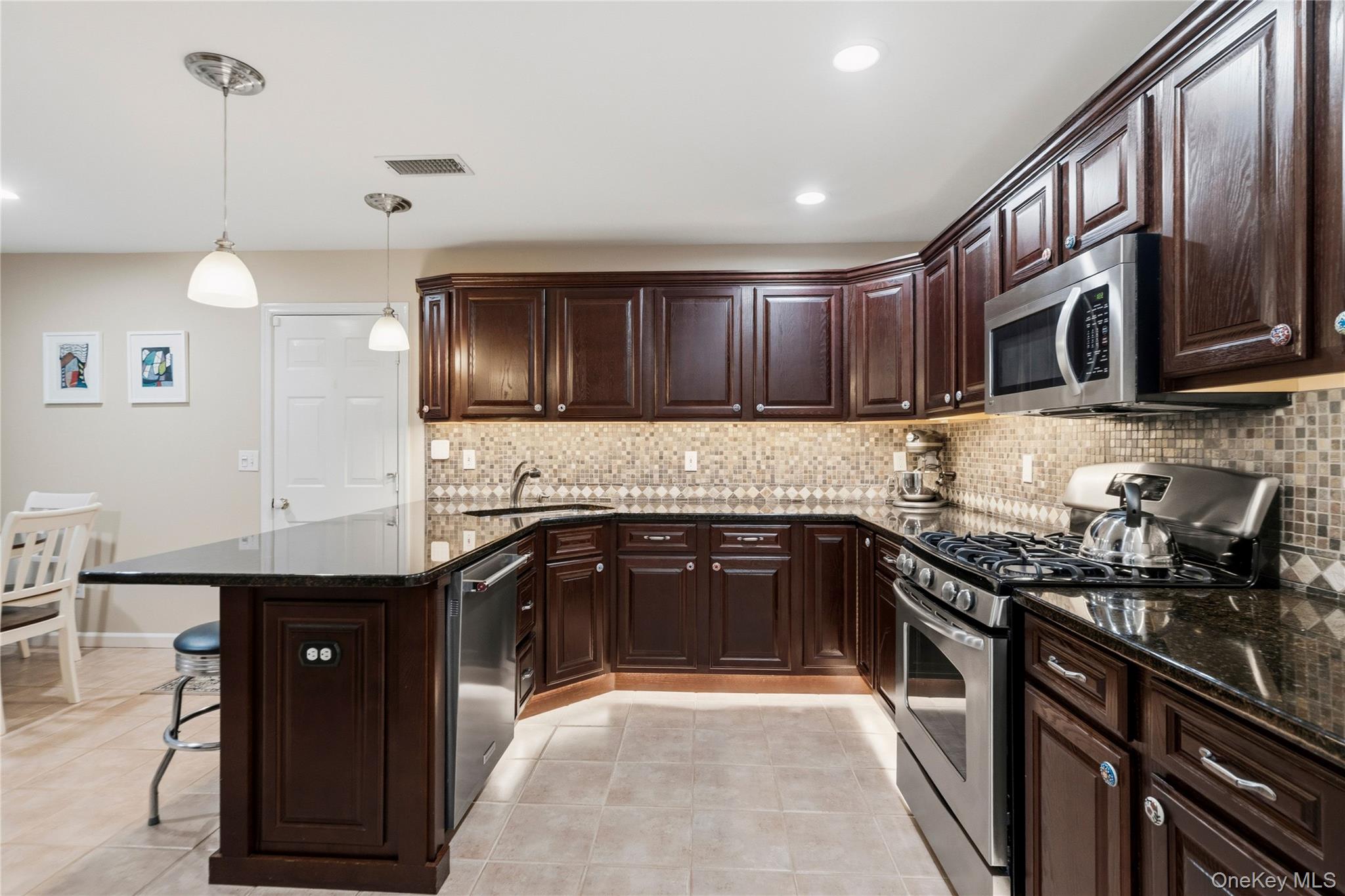 1 Gerriet Court Property Photo 13