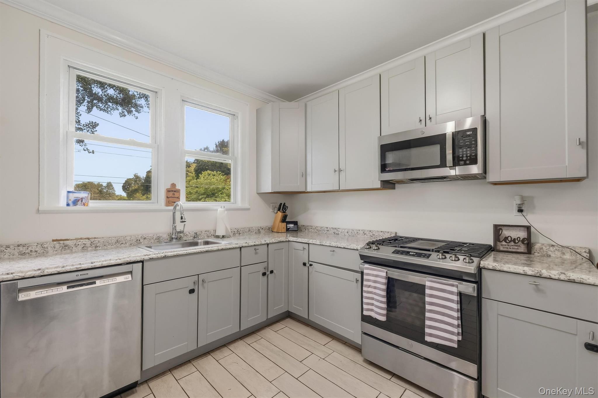 116 Fairview Avenue Property Photo 17