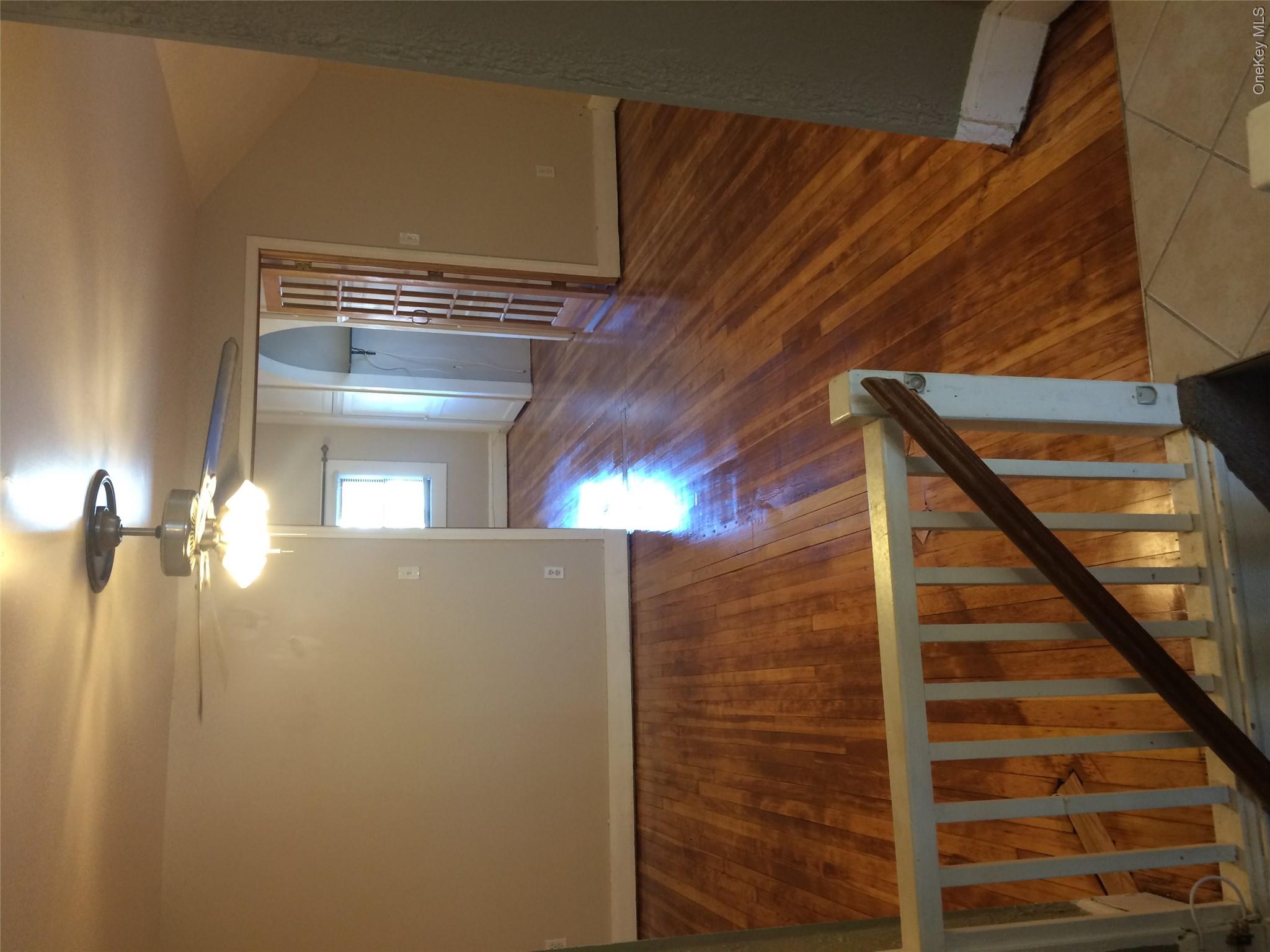 619 S 6th Street Property Photo 12