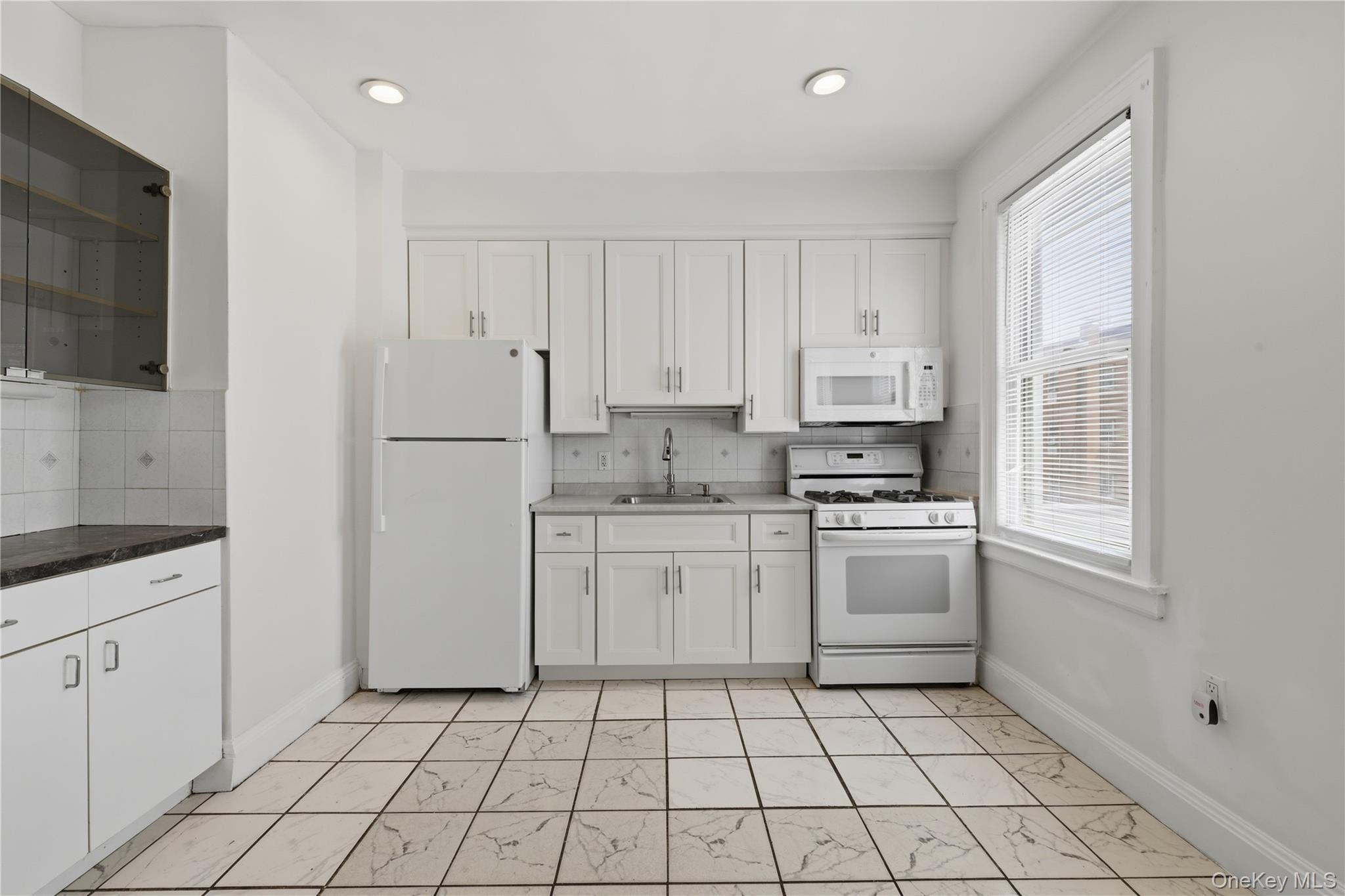 9511 Cresskill Place Property Photo 10