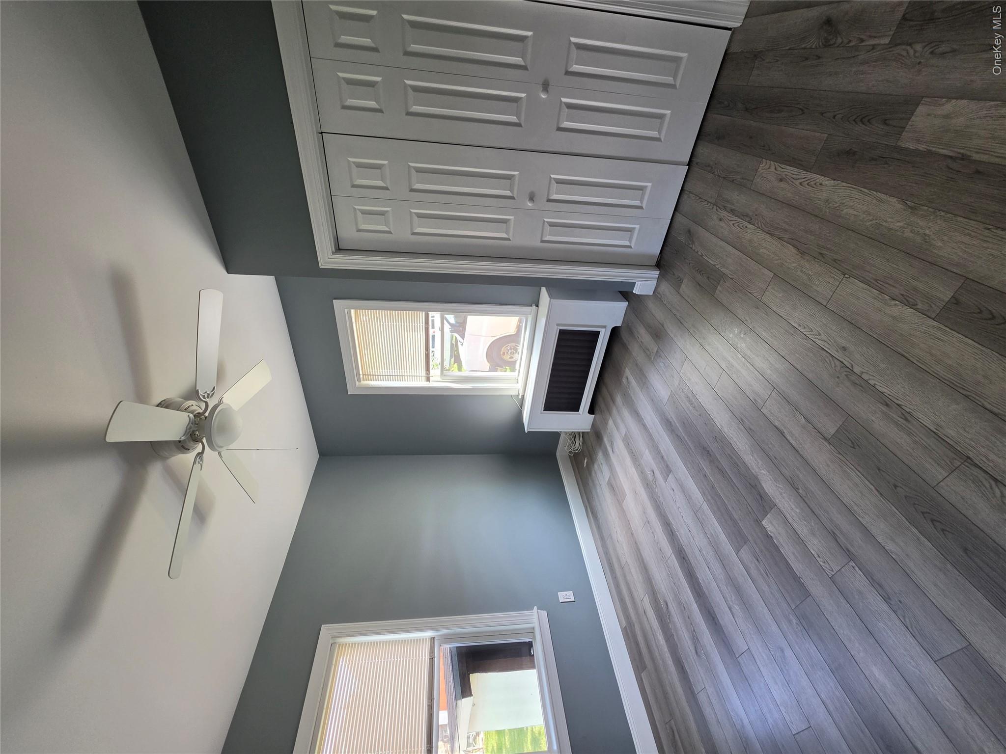 11 White Plains Avenue 1e Property Photo 8