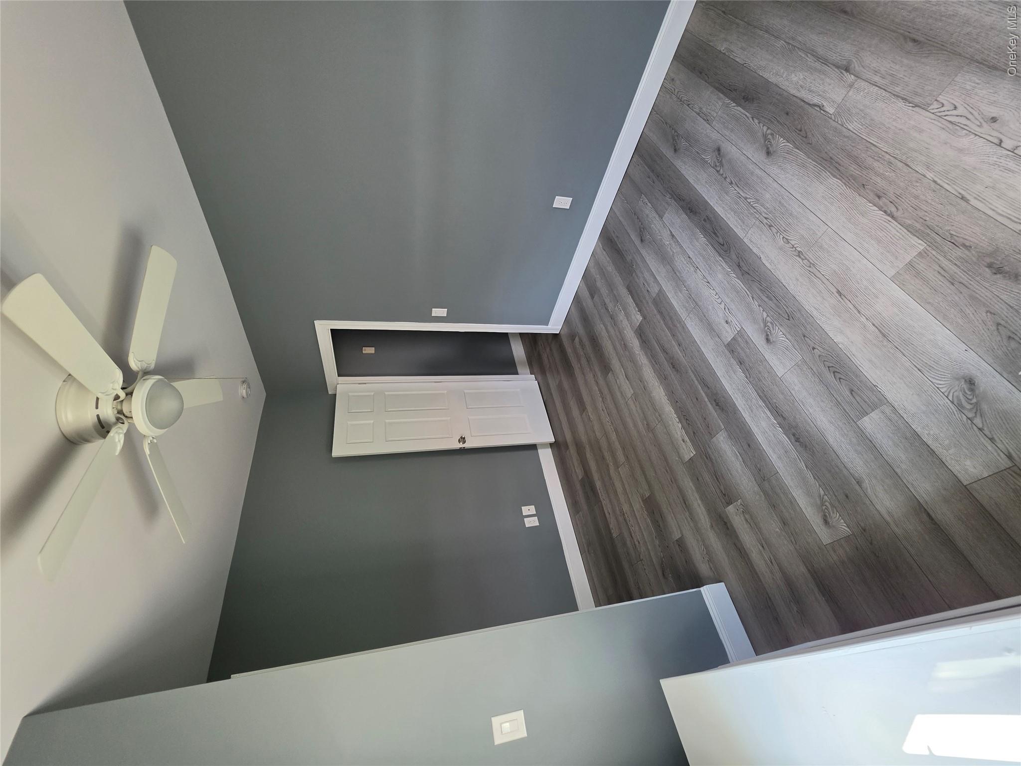 11 White Plains Avenue 1e Property Photo 9