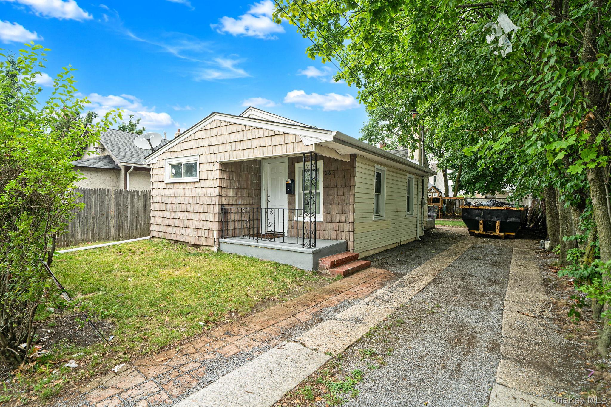 263 Valcour Avenue Property Photo 2