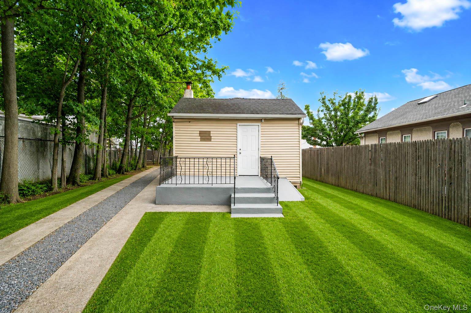 263 Valcour Avenue Property Photo 7