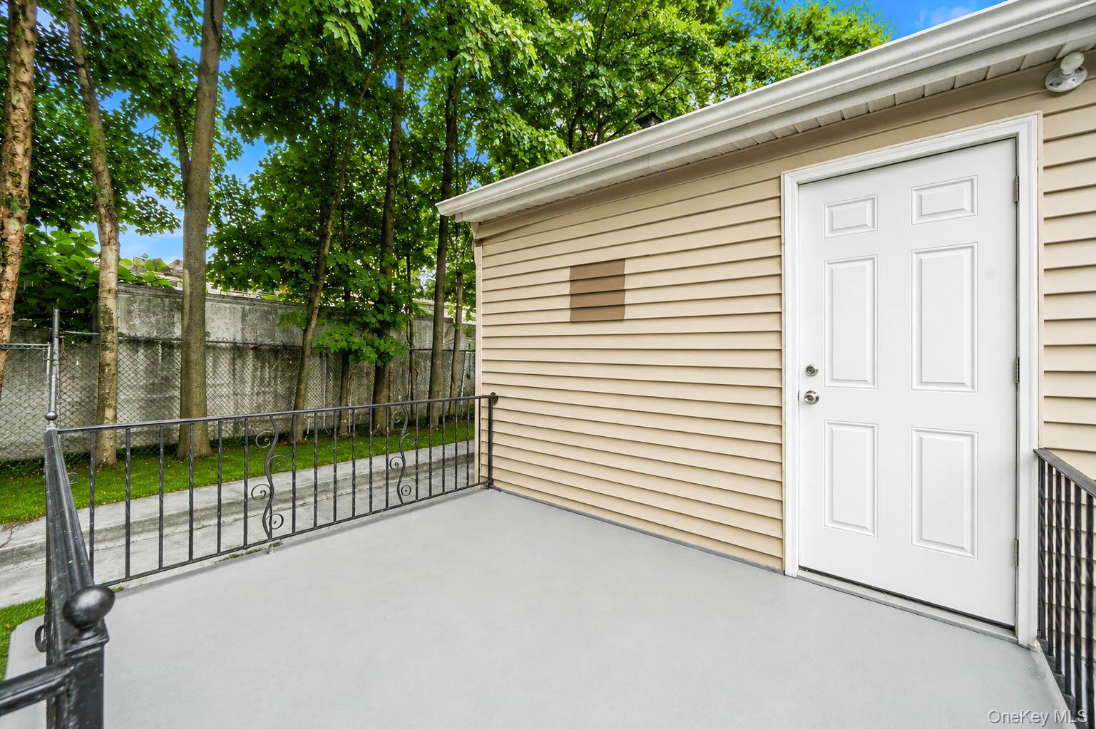 263 Valcour Avenue Property Photo 9