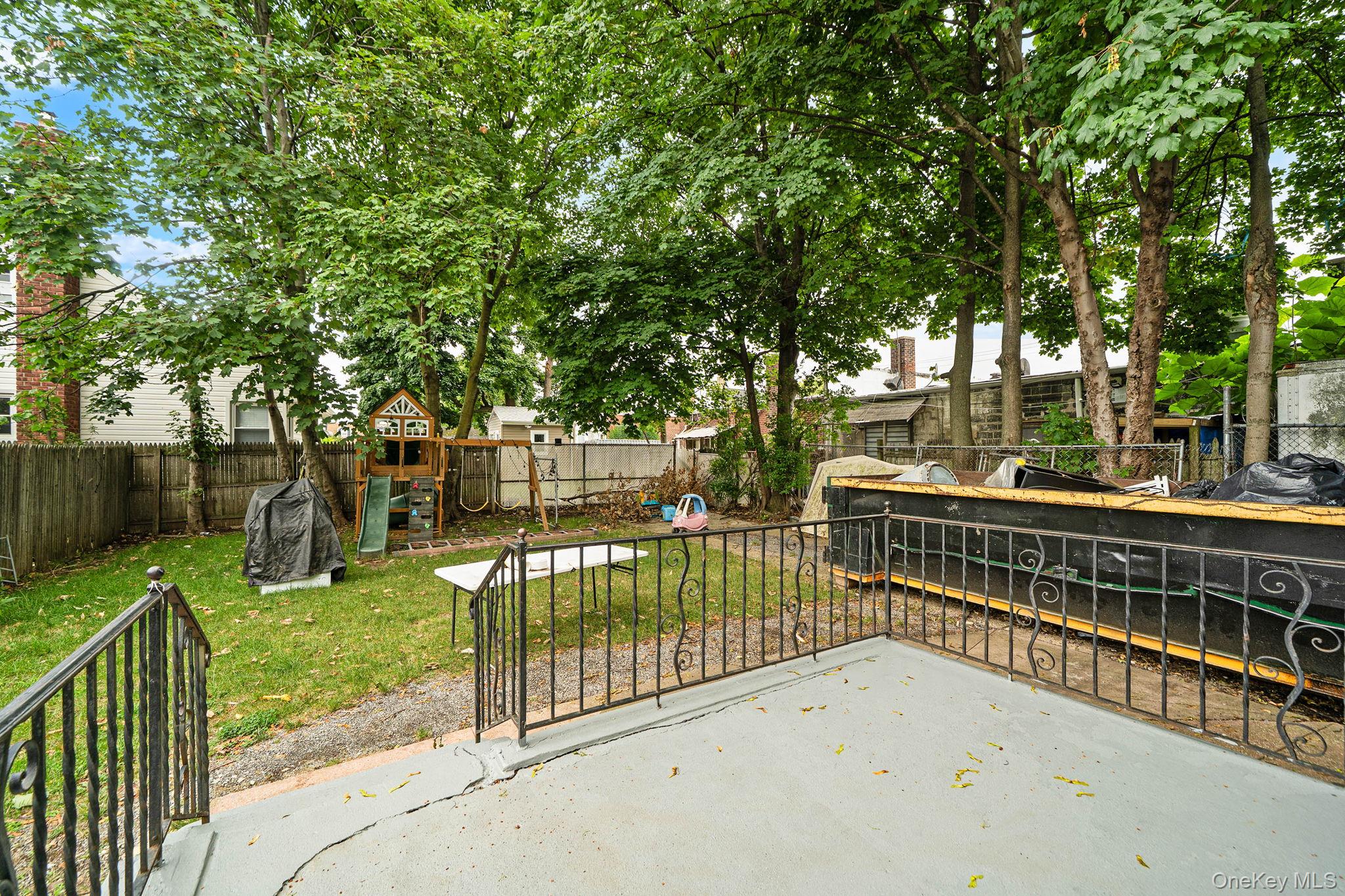 263 Valcour Avenue Property Photo 18