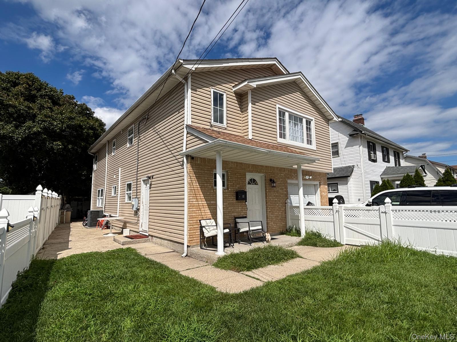 93 Peters Avenue Property Photo 1