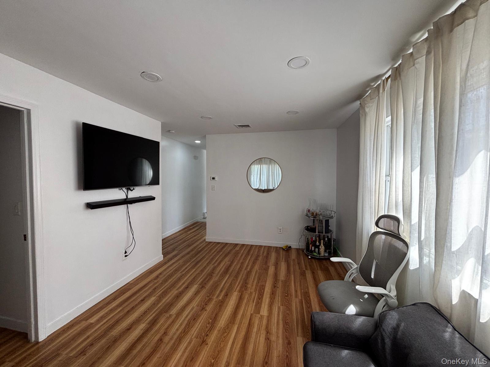 93 Peters Avenue Property Photo 13
