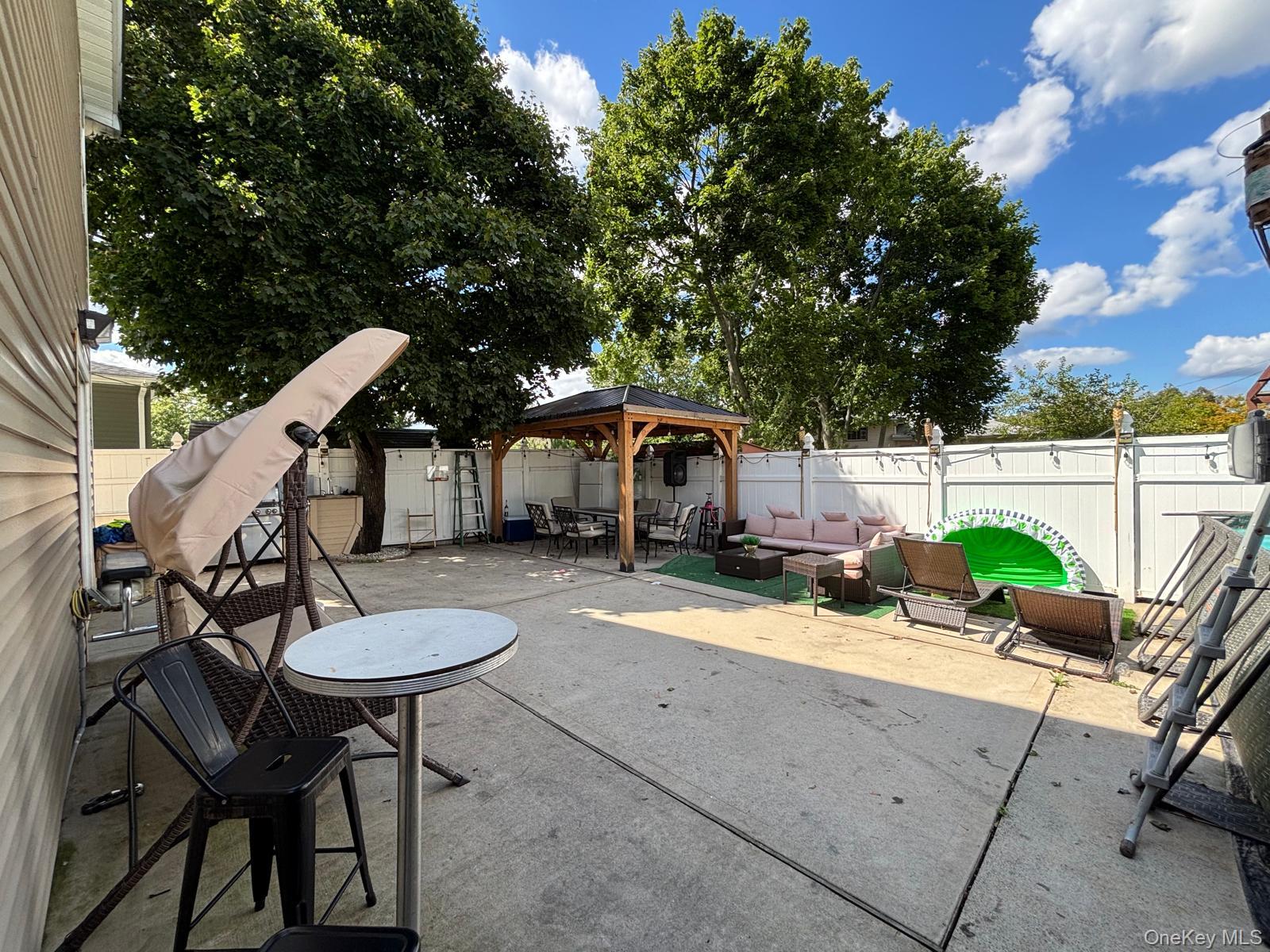 93 Peters Avenue Property Photo 18