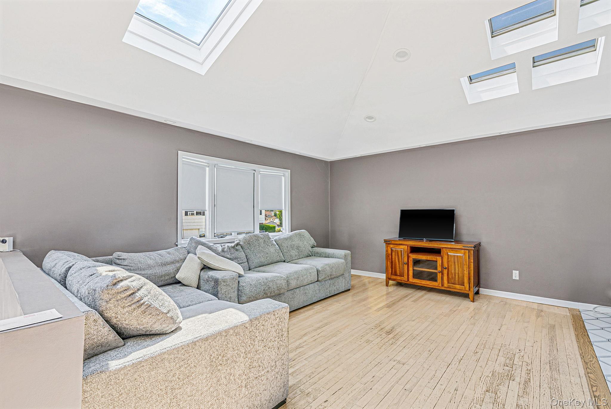 14 Wellbrock Street Property Photo 12