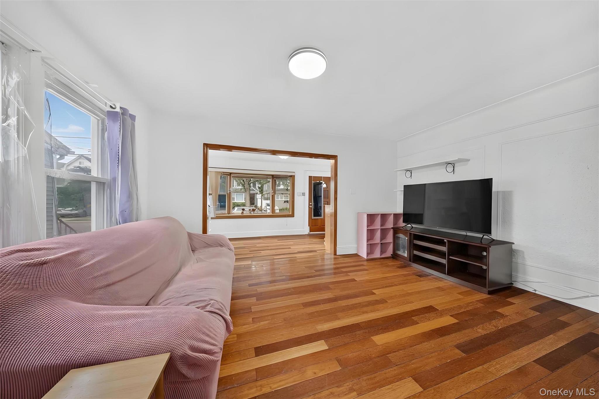 7129 Manse Street Property Photo 5