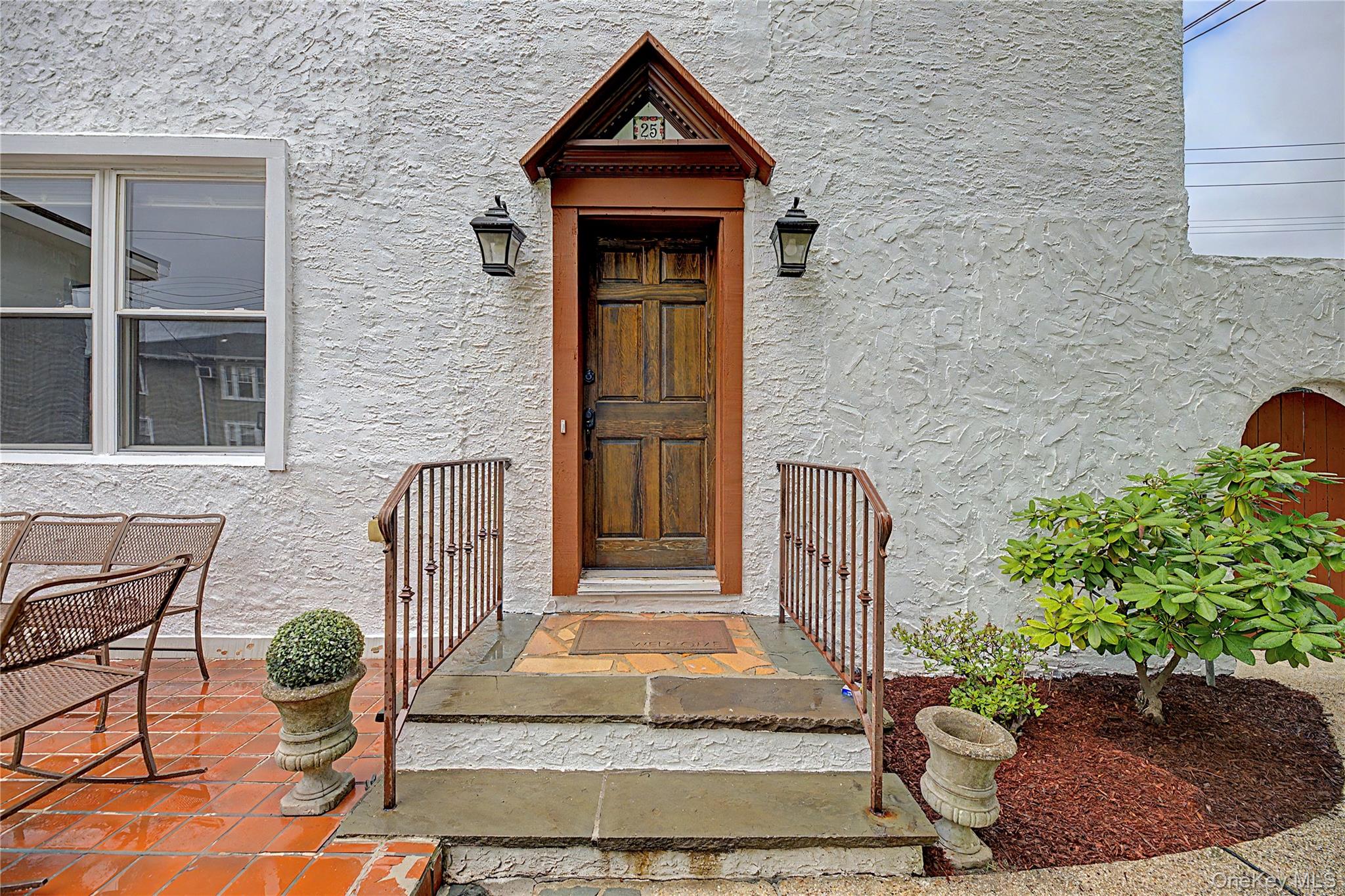 25 Longmeadow Road Property Photo 5