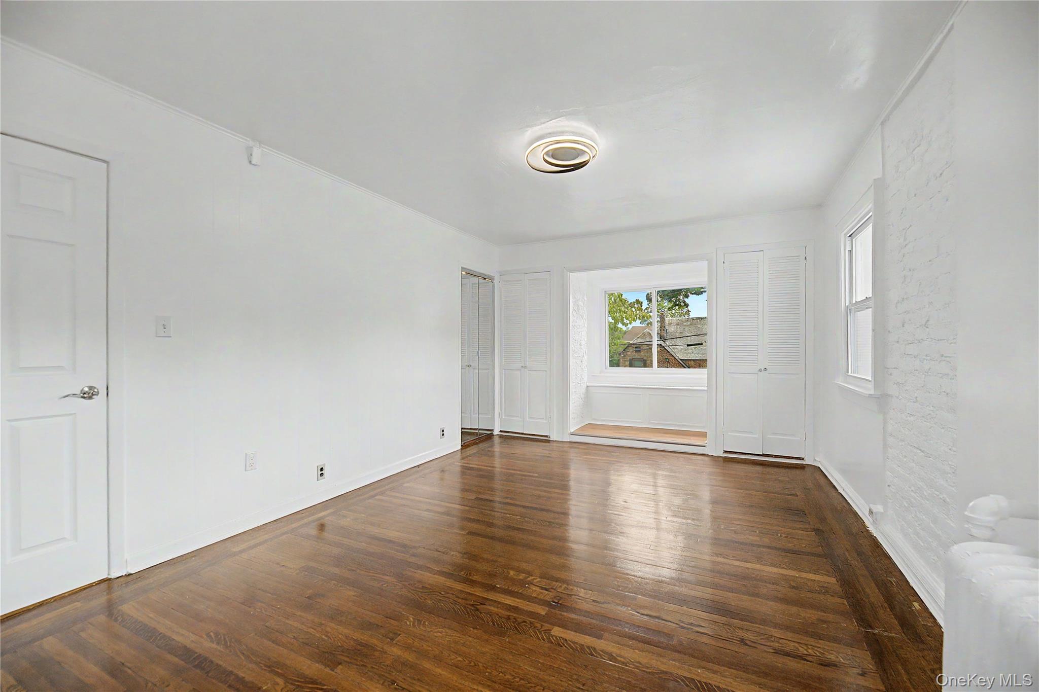 25 Longmeadow Road Property Photo 23