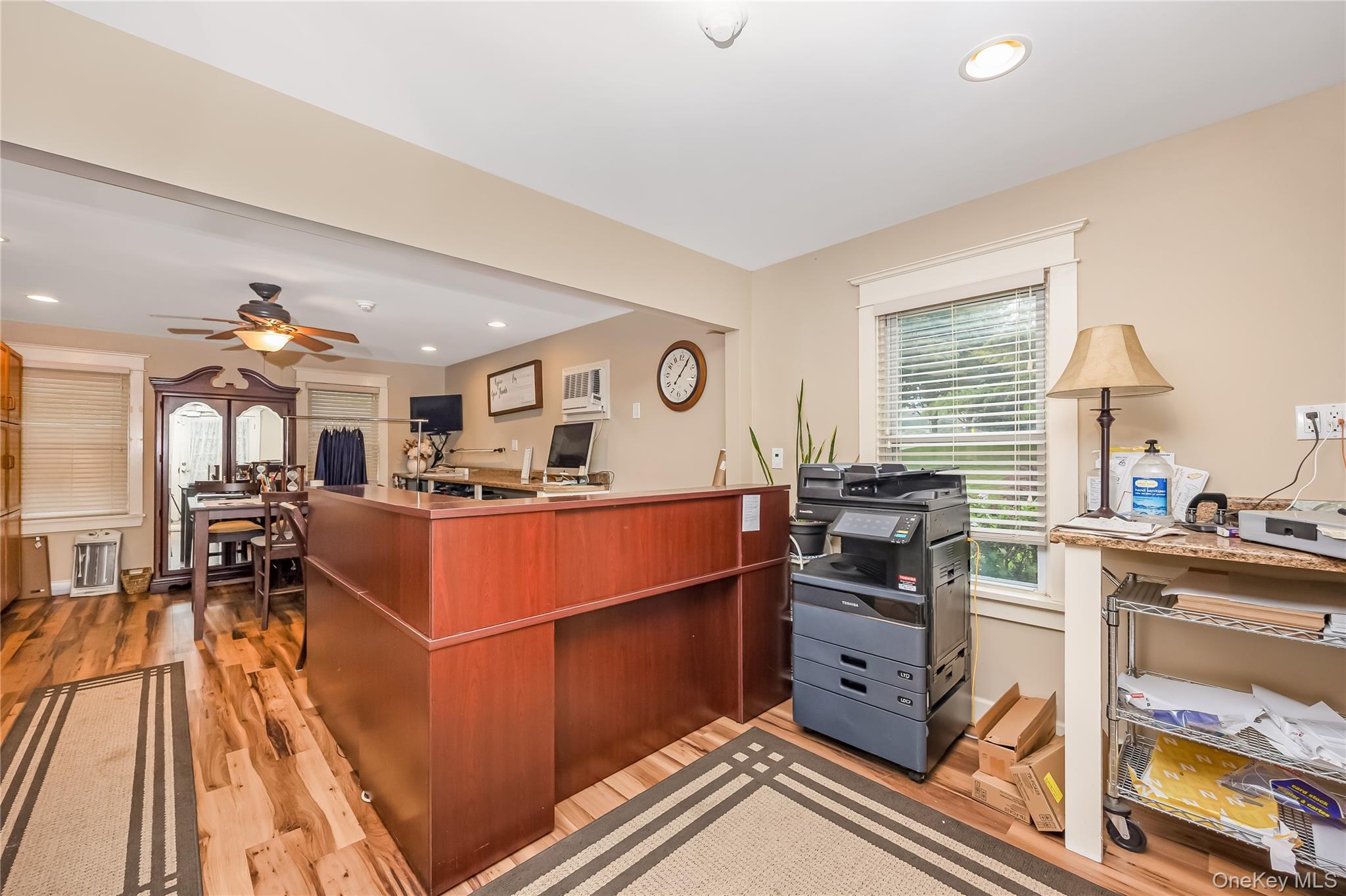 645 Middle Country Road Property Photo 13