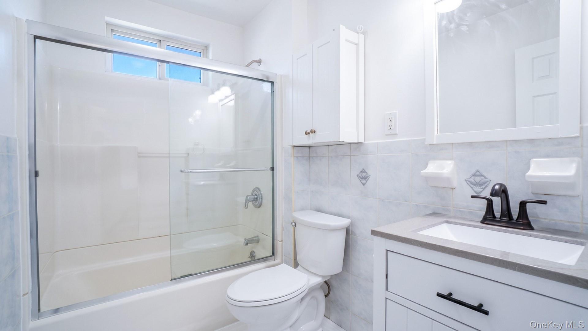 24 Pennyfield Avenue 2c Property Photo 16