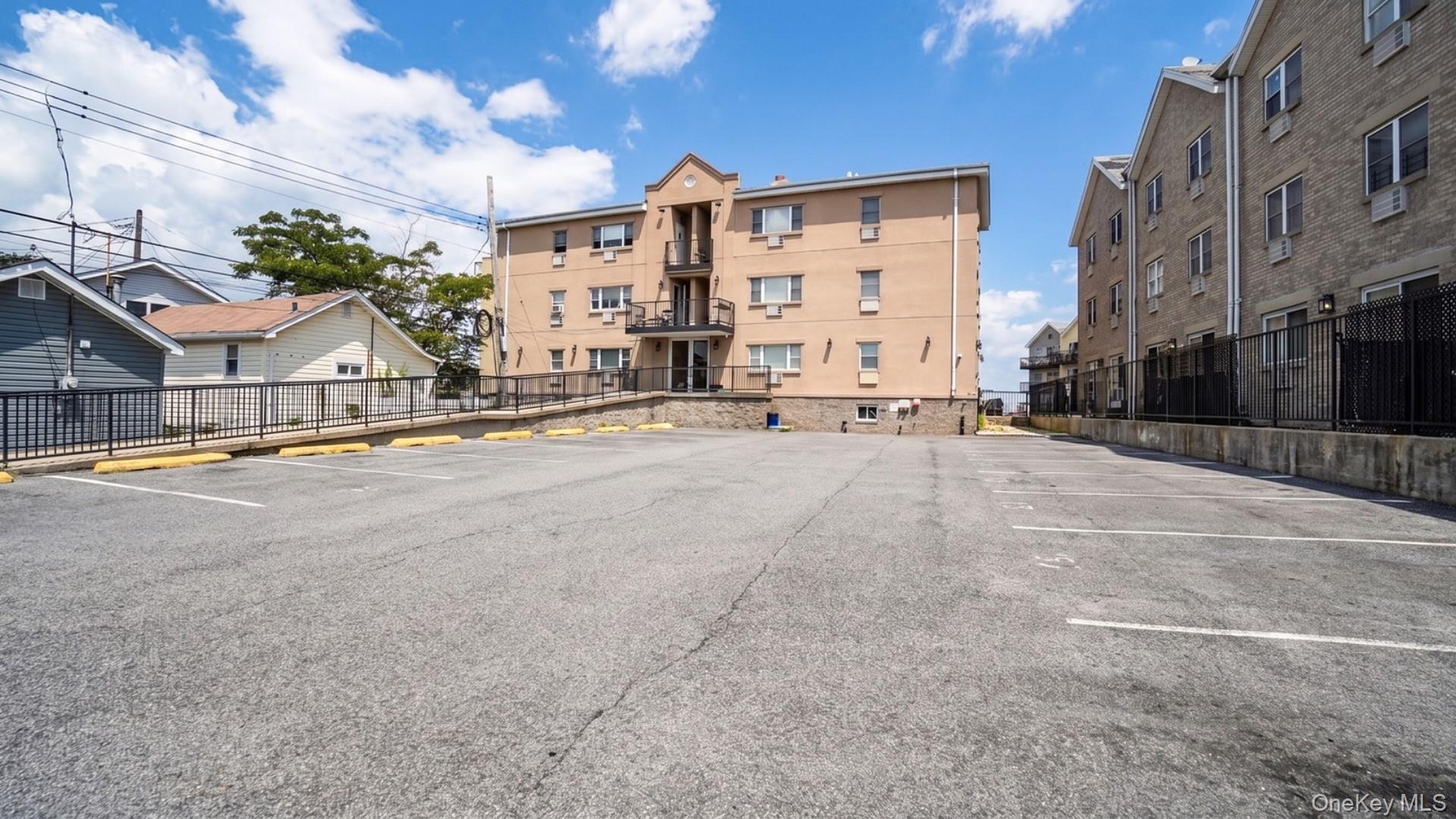 24 Pennyfield Avenue 2c Property Photo 18