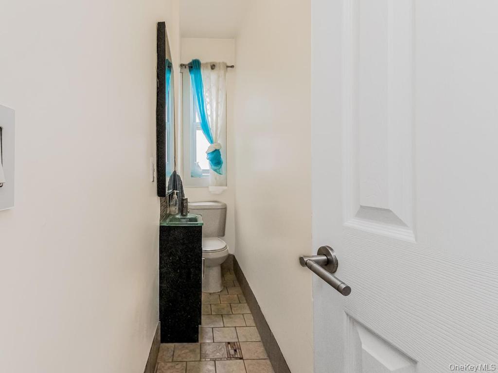 1858 Phelan Place Property Photo 19