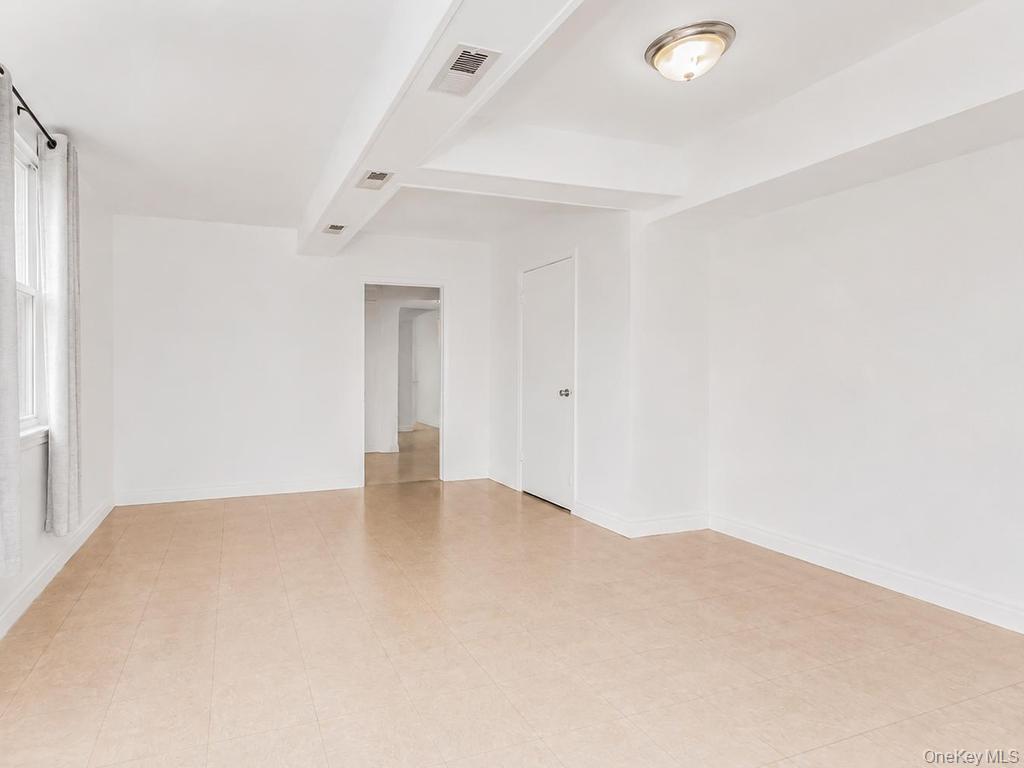 1858 Phelan Place Property Photo 28