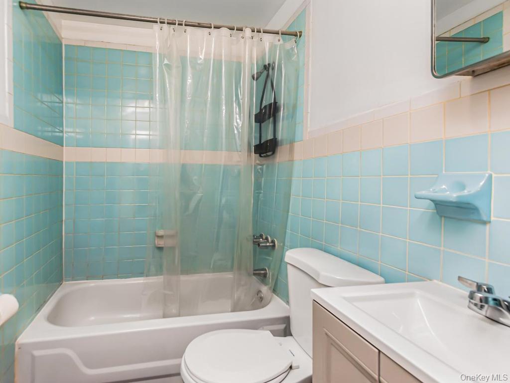 1858 Phelan Place Property Photo 32