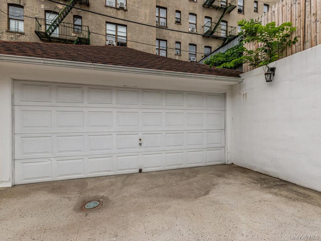 1858 Phelan Place Property Photo 37