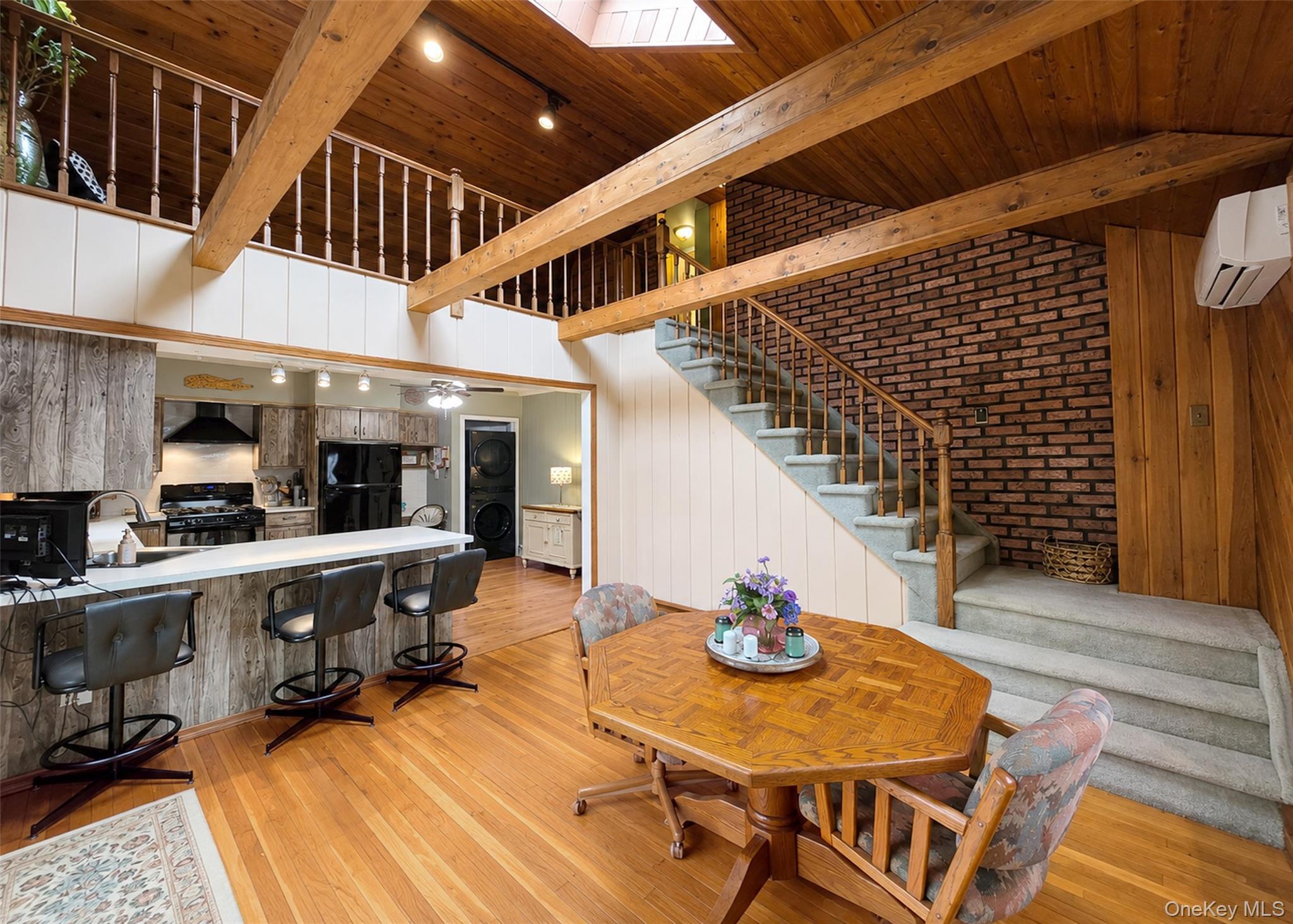 823 5th Street Property Photo 11