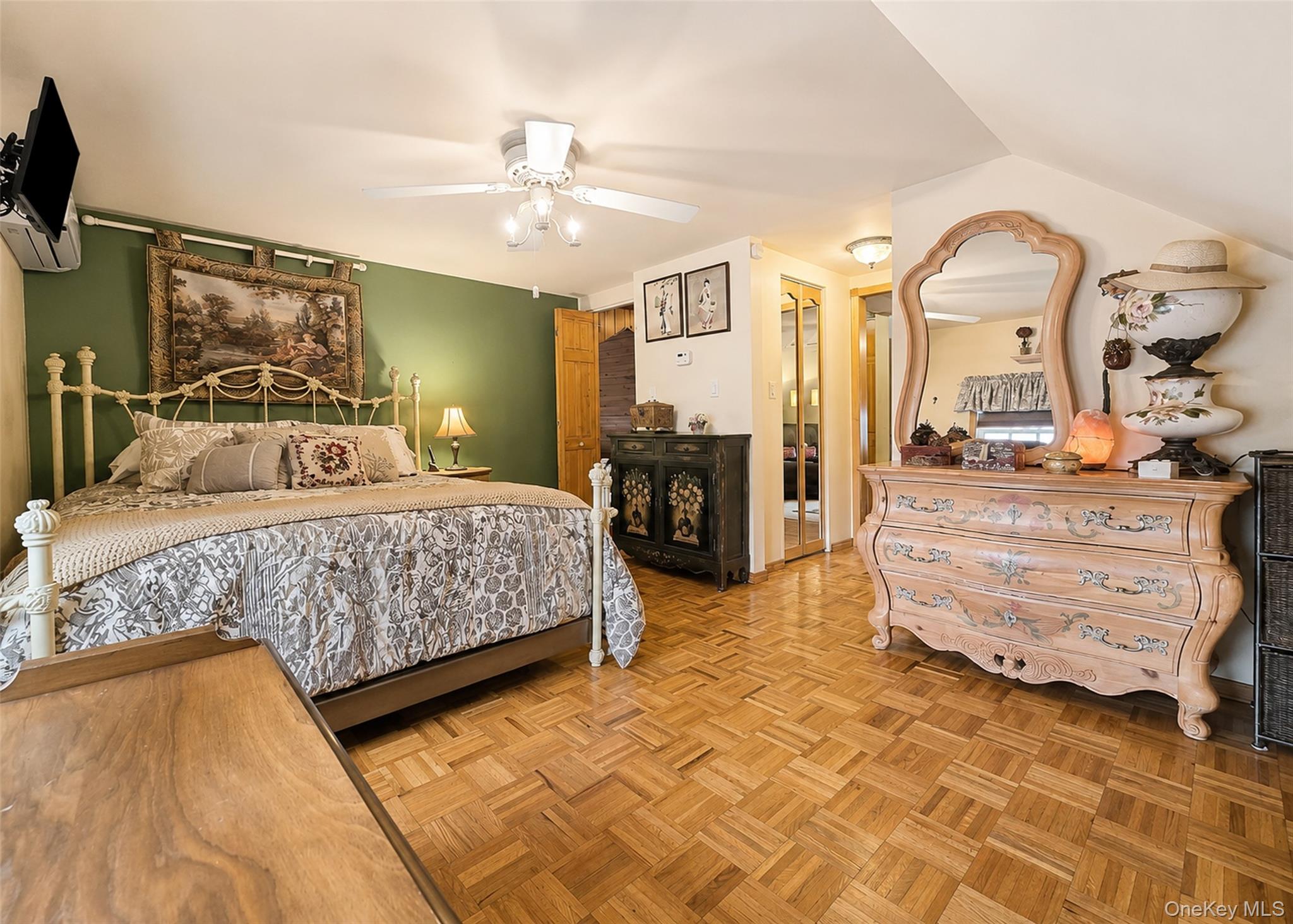 823 5th Street Property Photo 15