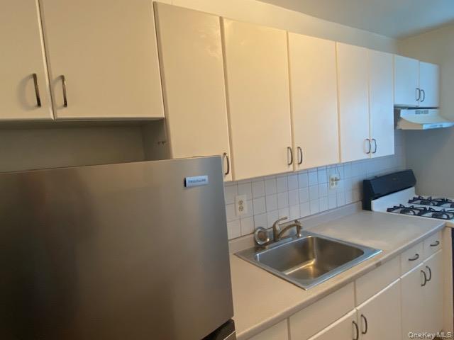 264-25 Langston Avenue A-1 Property Photo 4