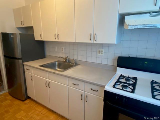 264-25 Langston Avenue A-1 Property Photo 5