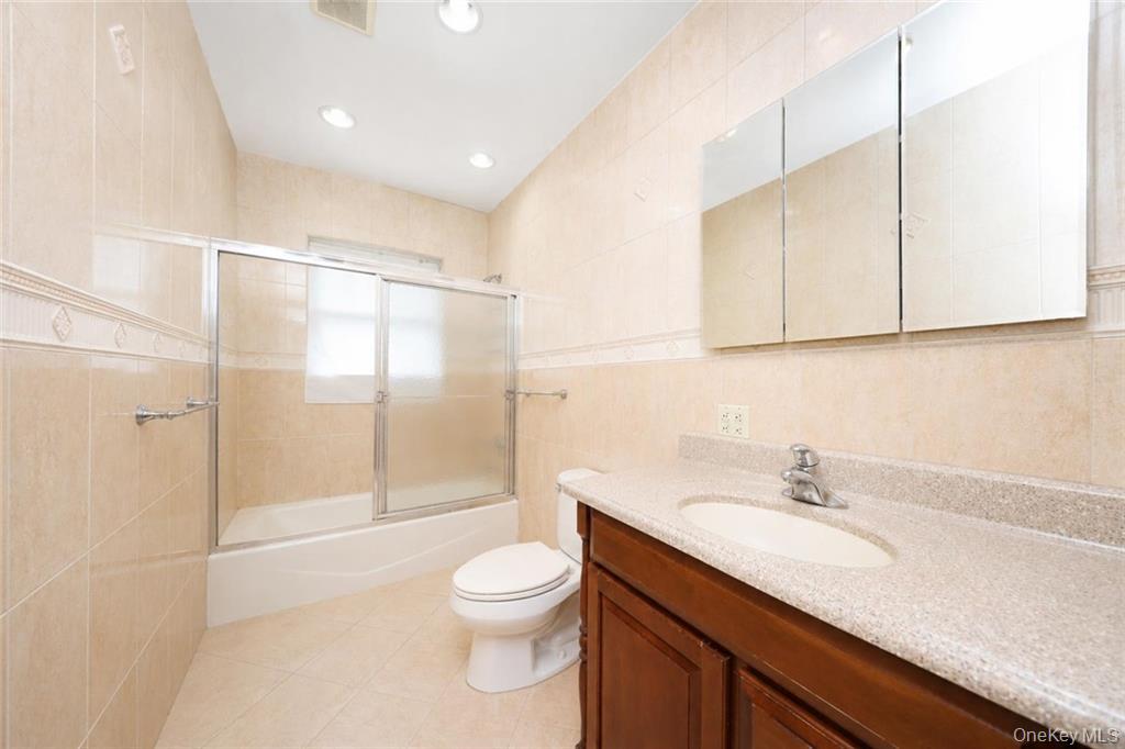 2118 E 26th Street Property Photo 24
