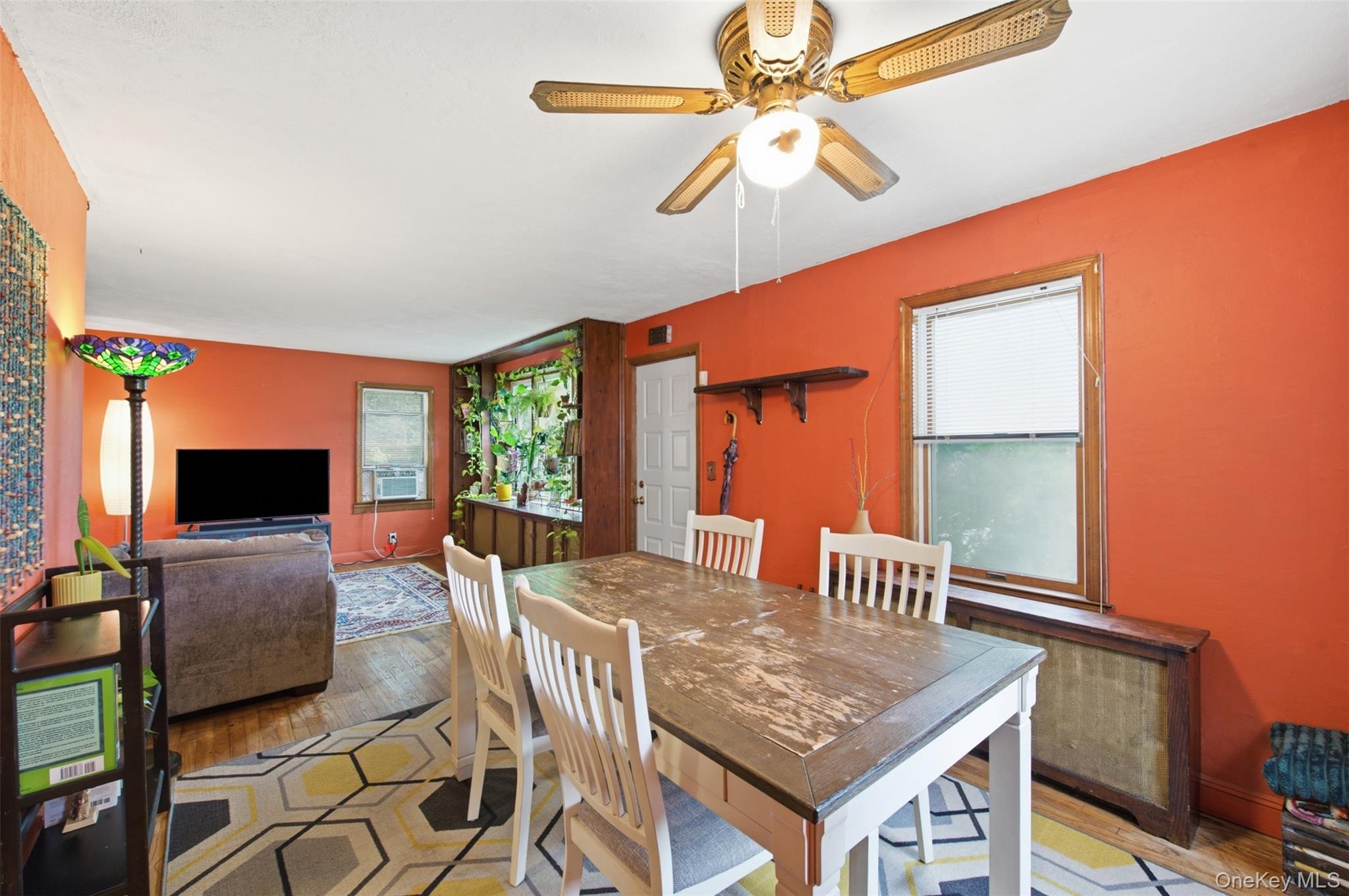 210 Greenlawn Terrace Property Photo 8