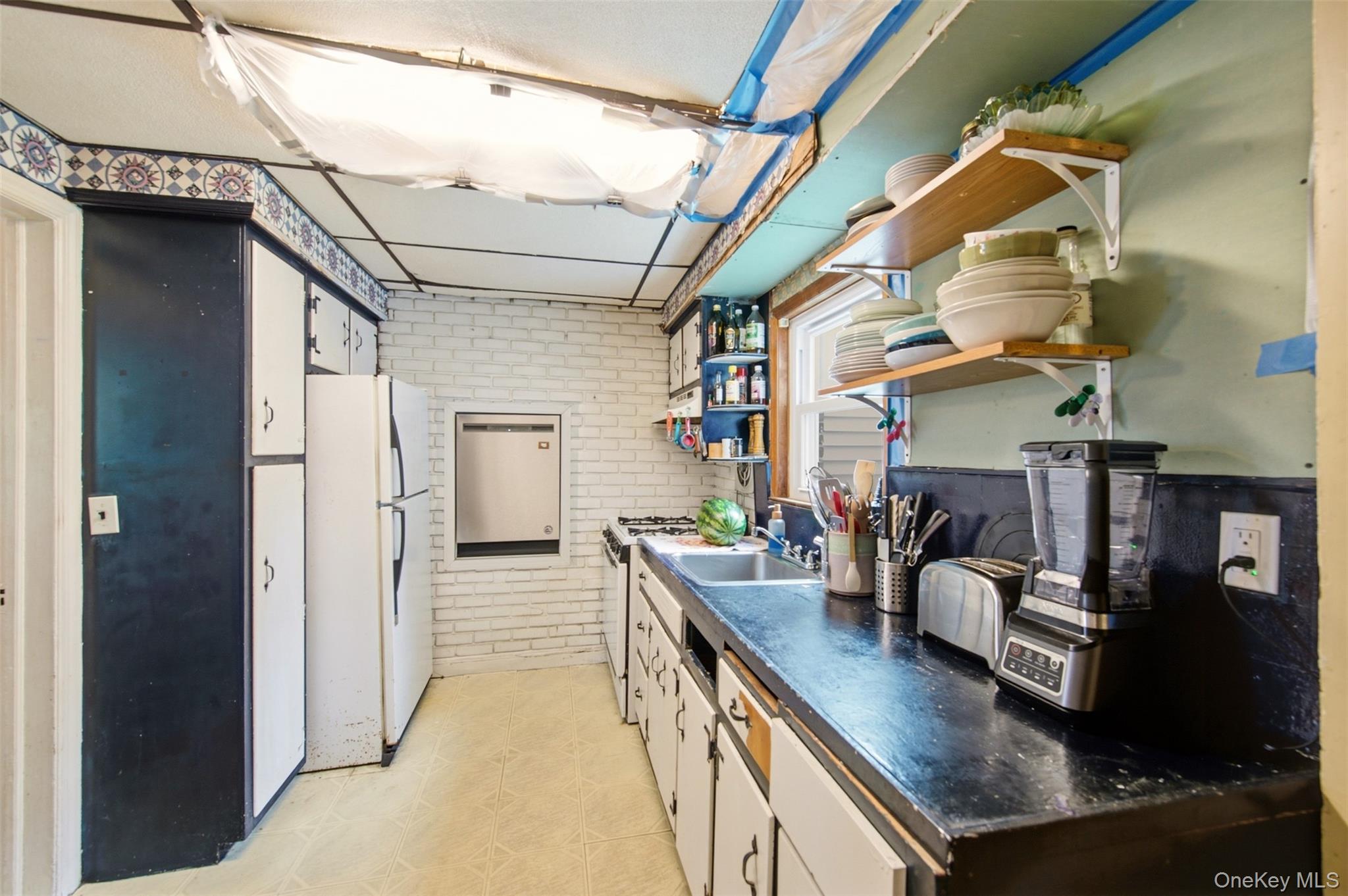 210 Greenlawn Terrace Property Photo 14