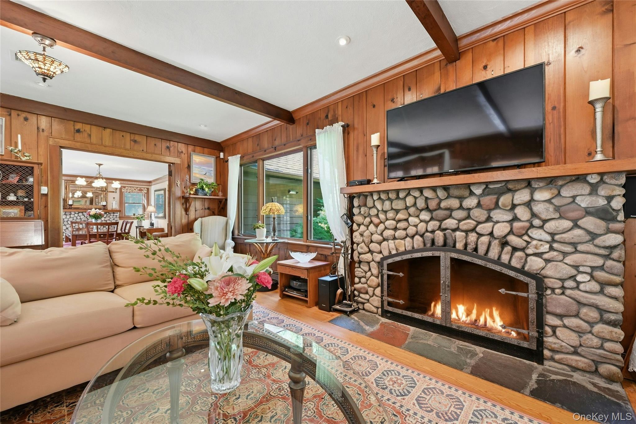 2064 N Country Road Property Photo 10