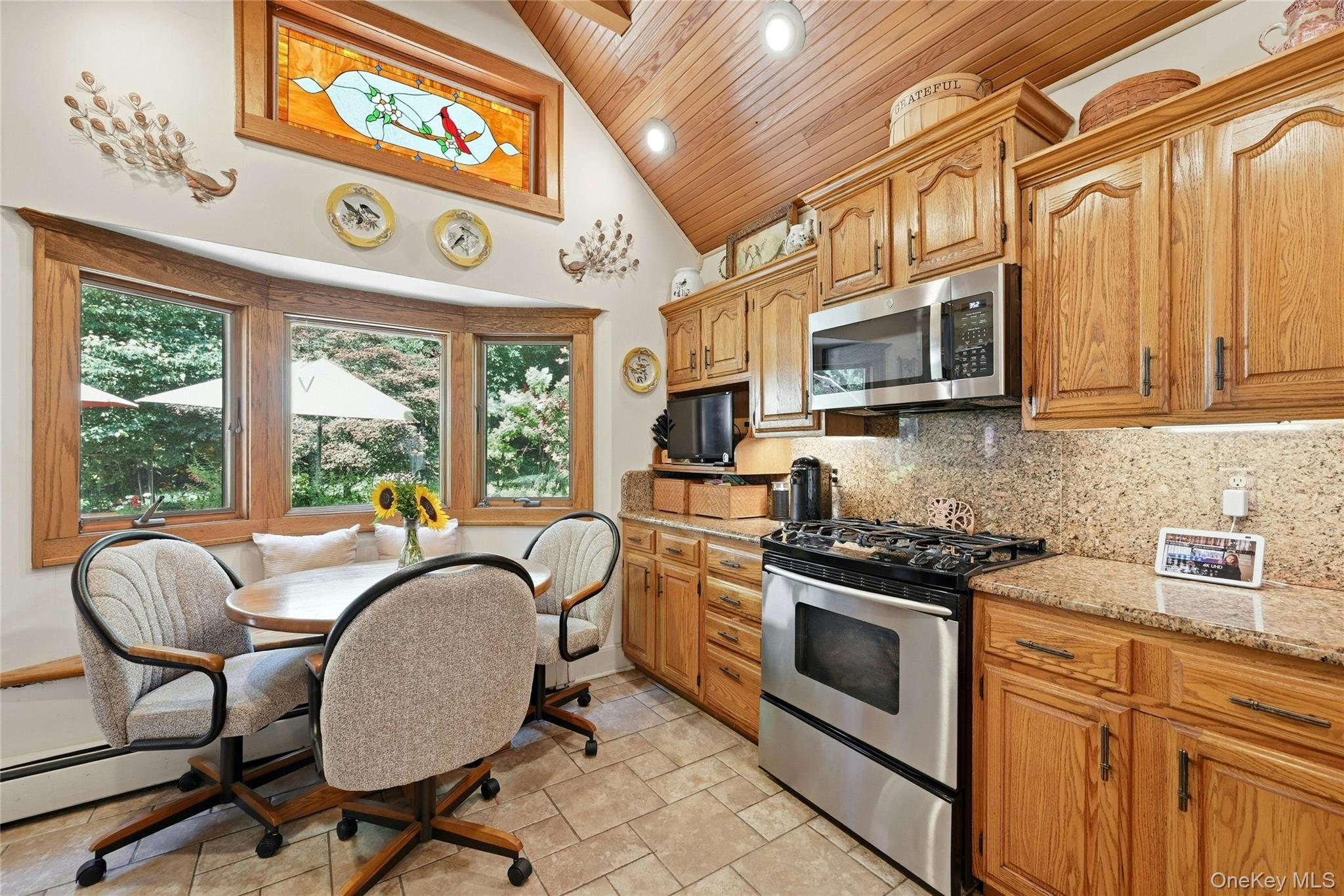 2064 N Country Road Property Photo 15