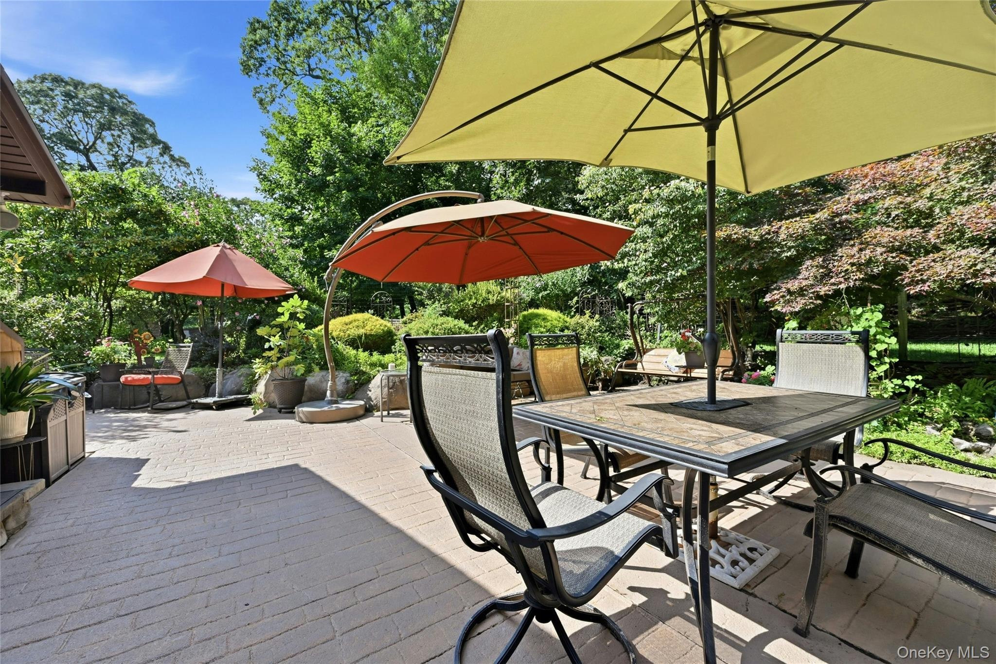 2064 N Country Road Property Photo 32