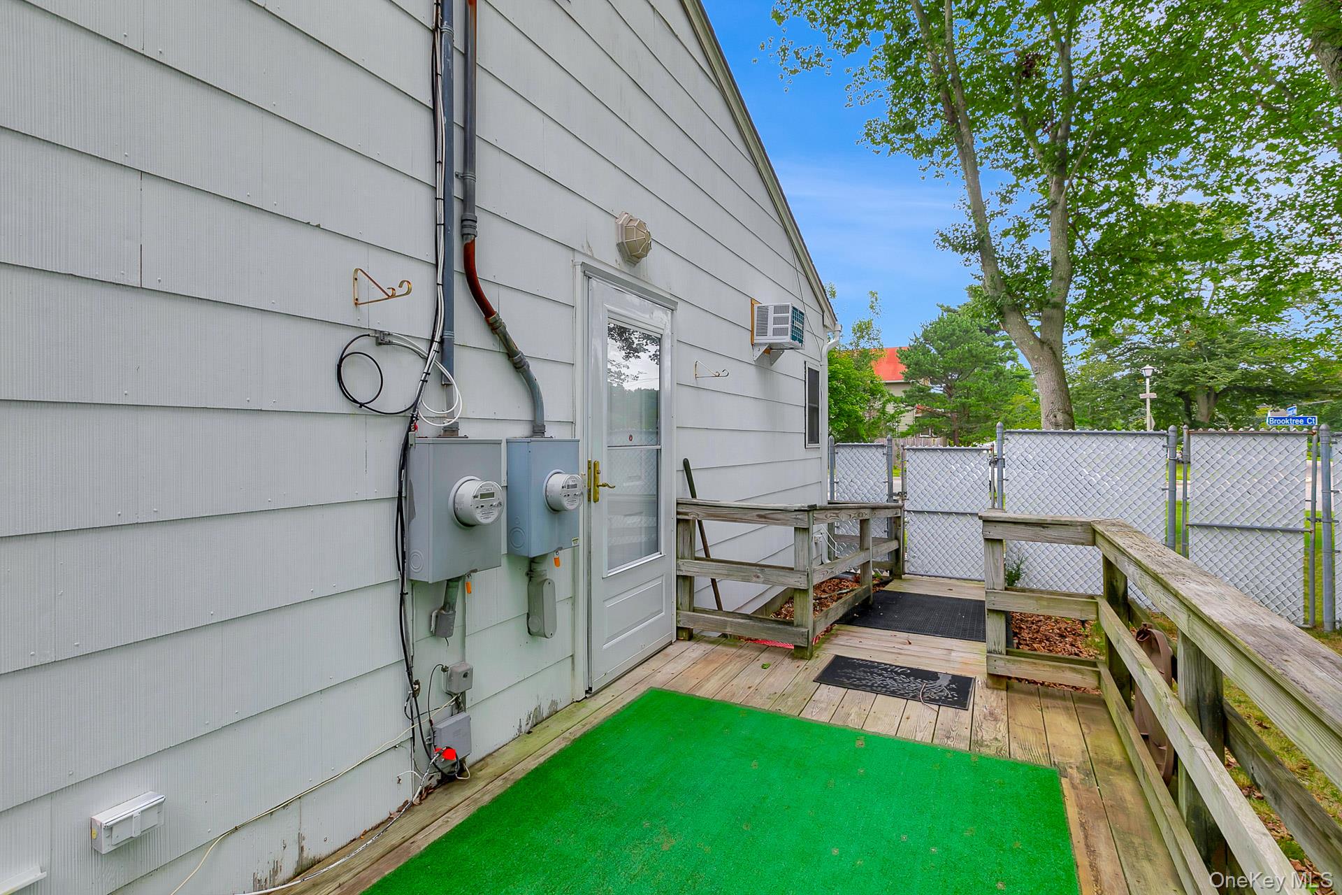 4 Brooktree Court Property Photo 4