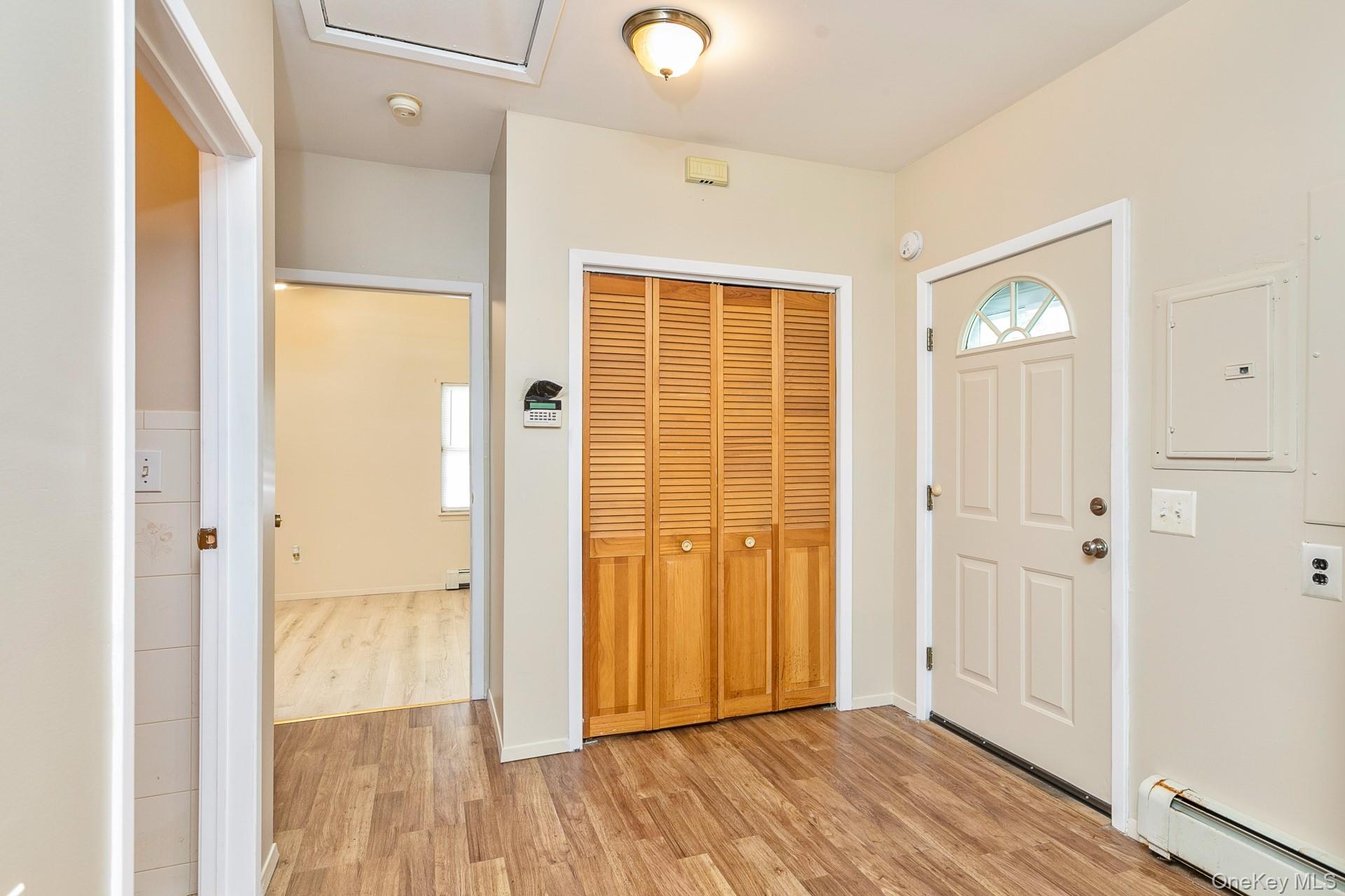 4 Brooktree Court Property Photo 5