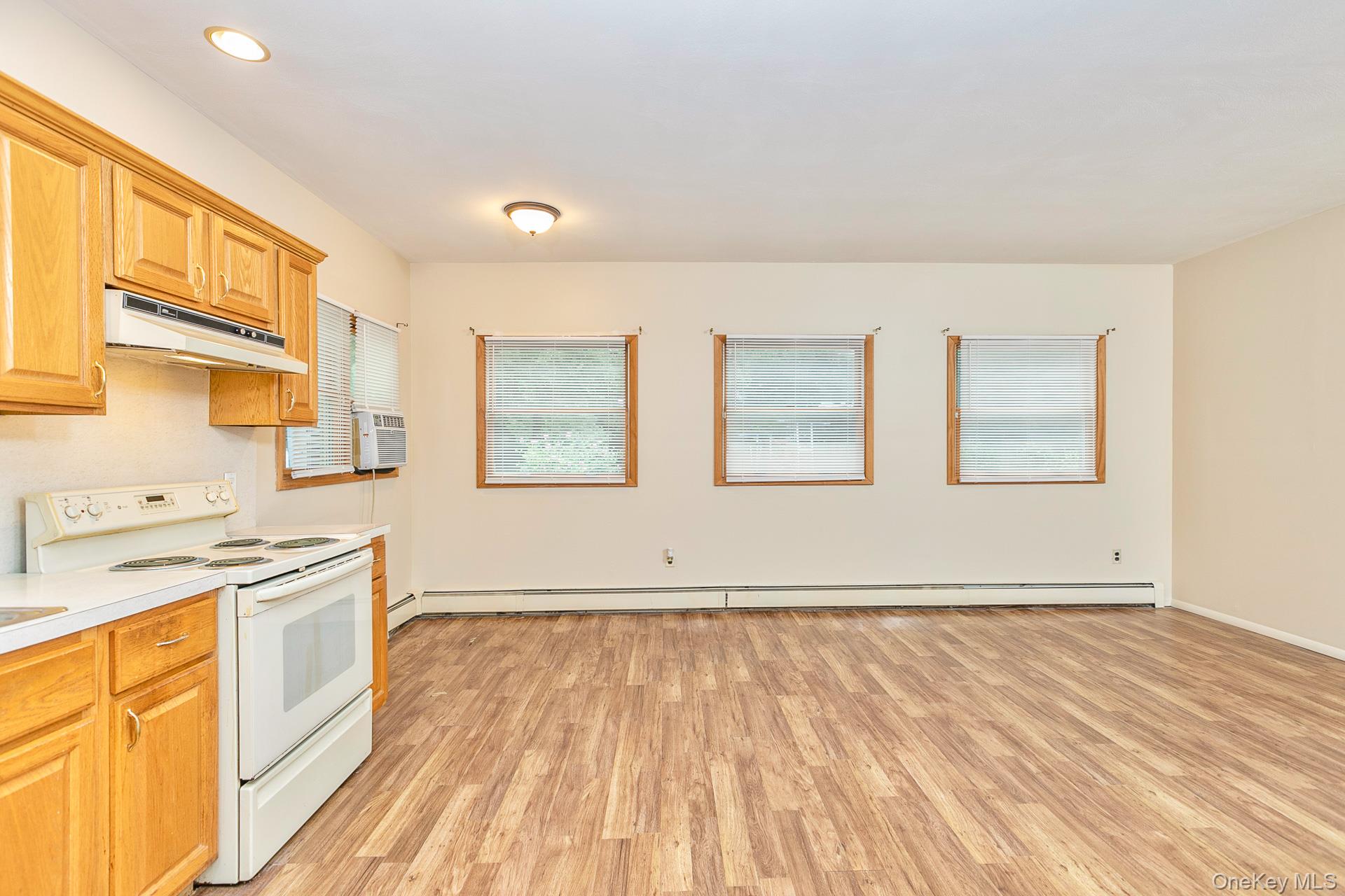 4 Brooktree Court Property Photo 6