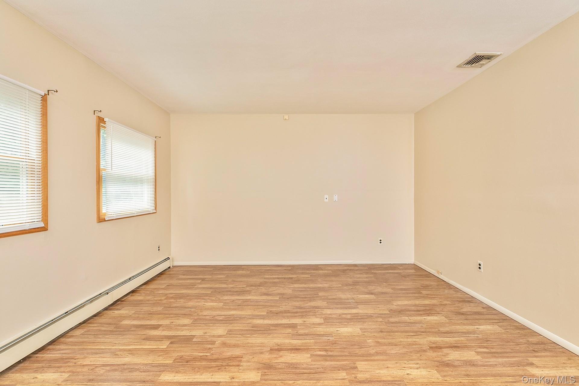 4 Brooktree Court Property Photo 8
