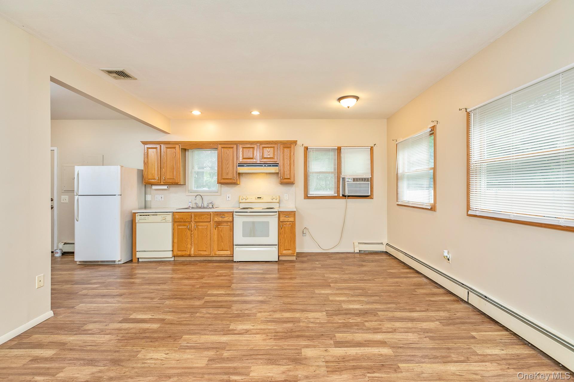 4 Brooktree Court Property Photo 9