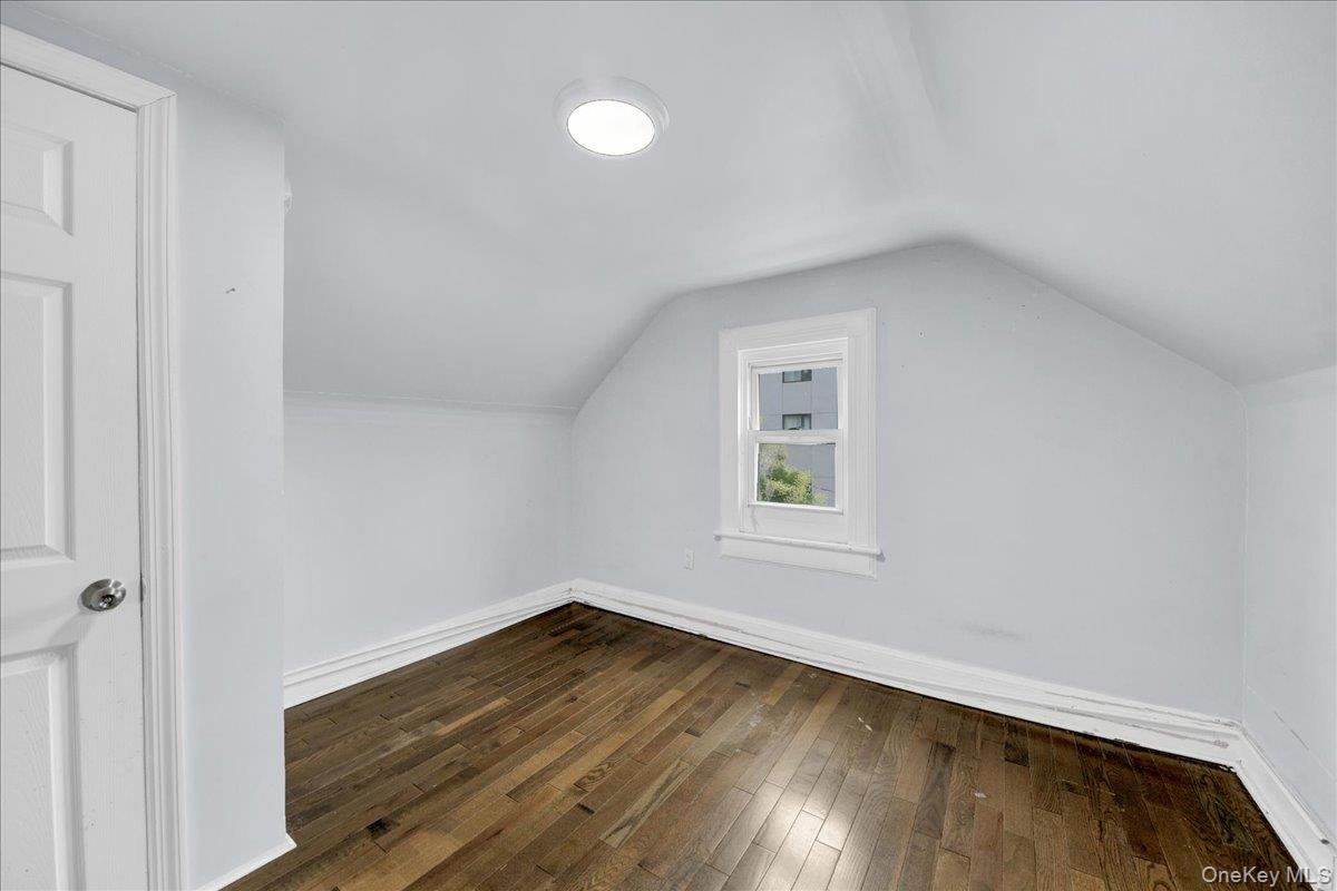 2639 Decatur Avenue Property Photo 20