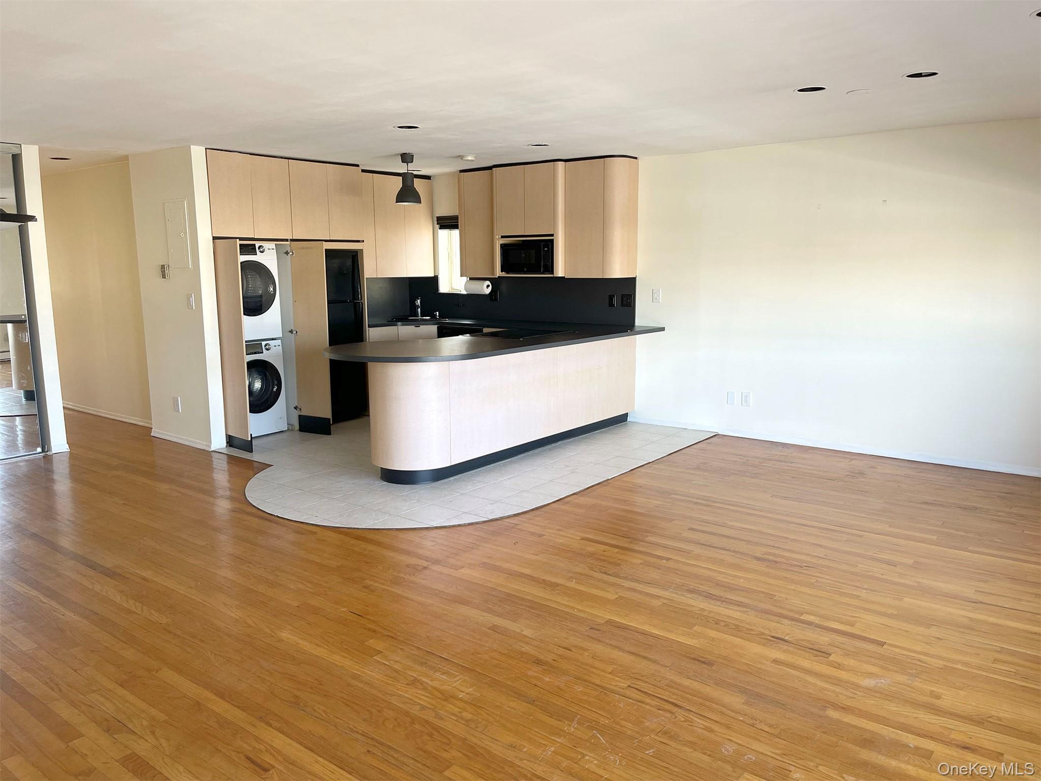 750 Lido Boulevard 24b Upper Property Photo 4