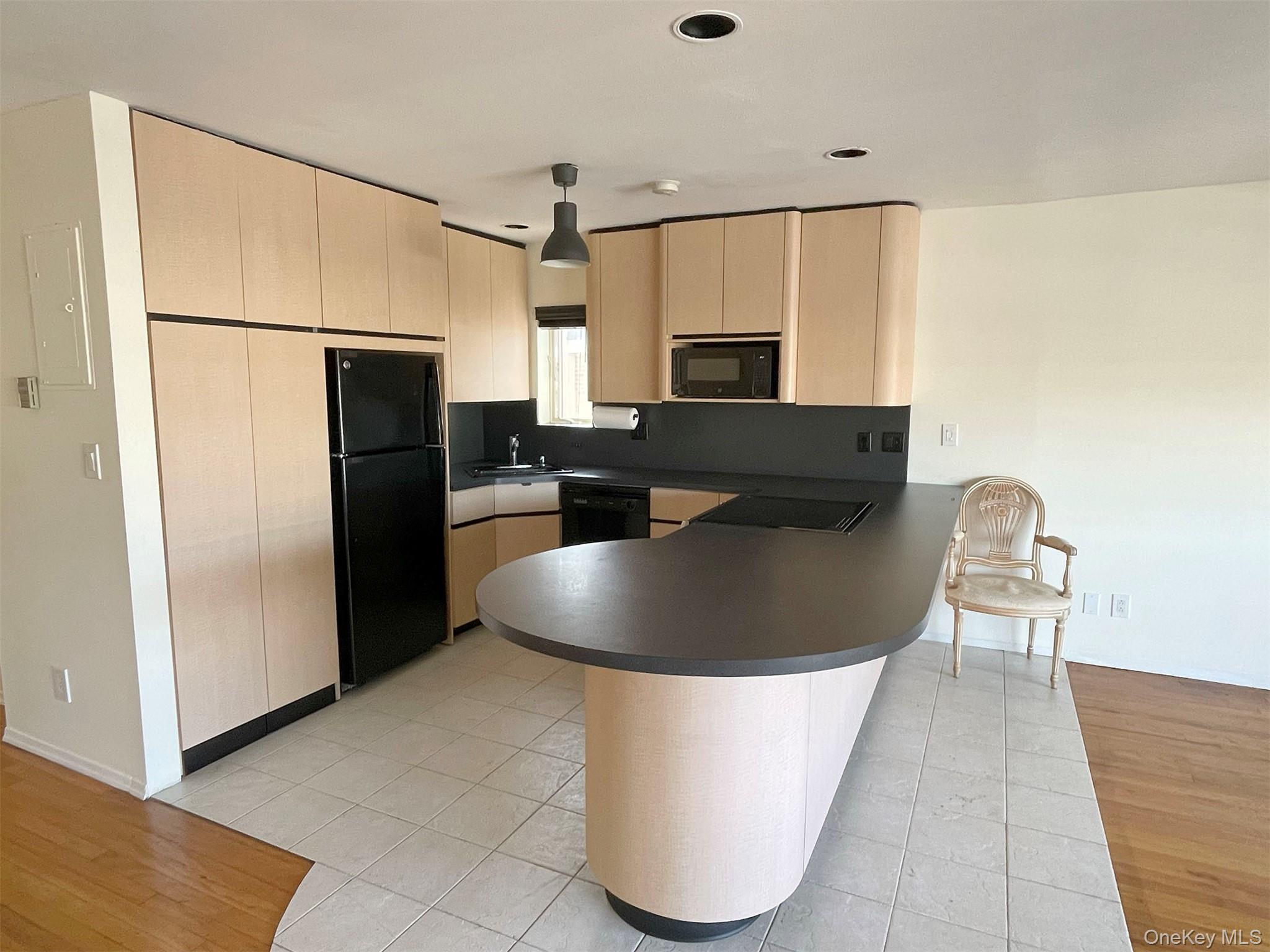 750 Lido Boulevard 24b Upper Property Photo 5